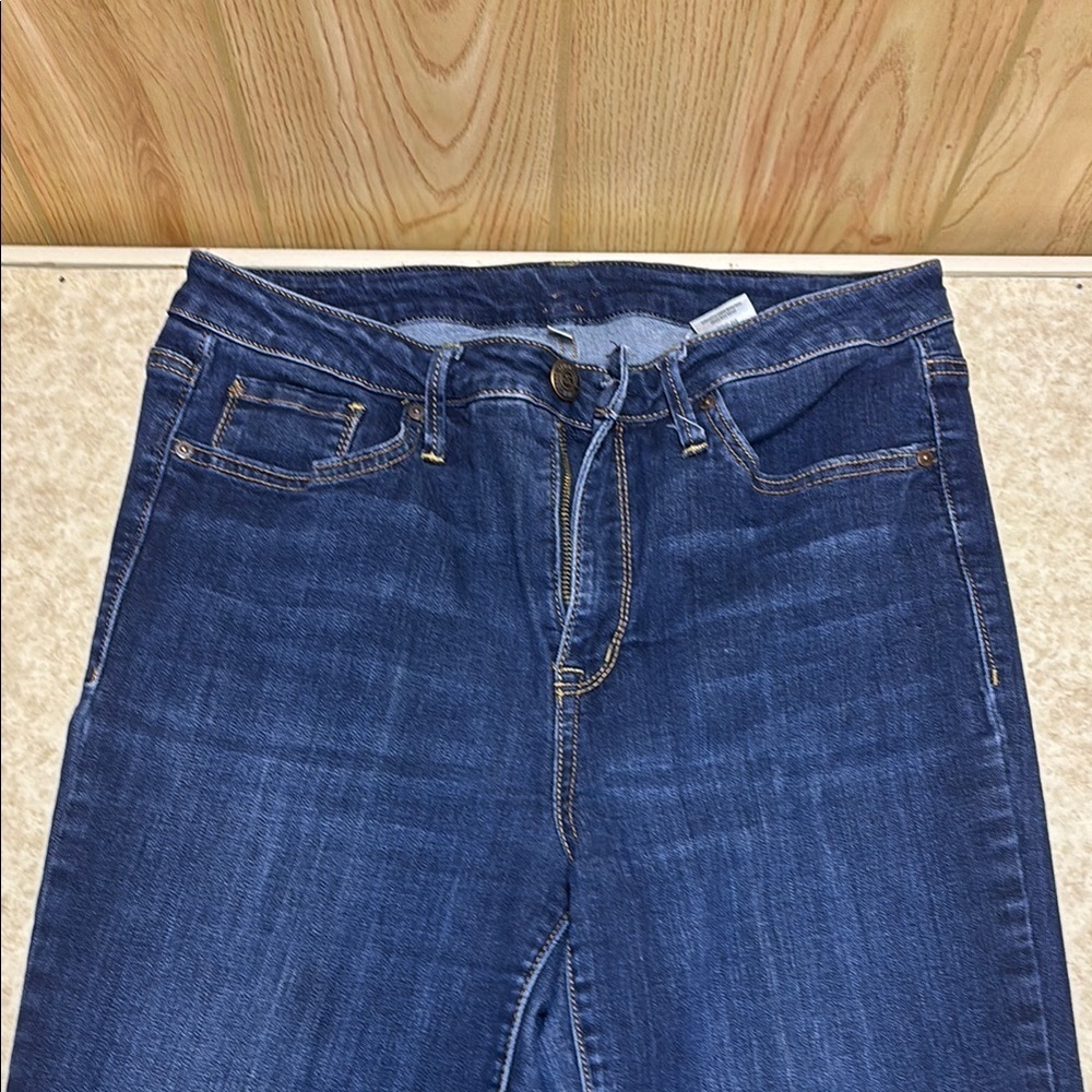 Seven7 Classic Blue Cropped Denim Jeans